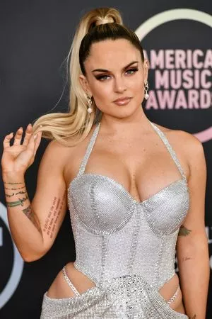 Jojo Levesque / iamjojo nude photo #0054