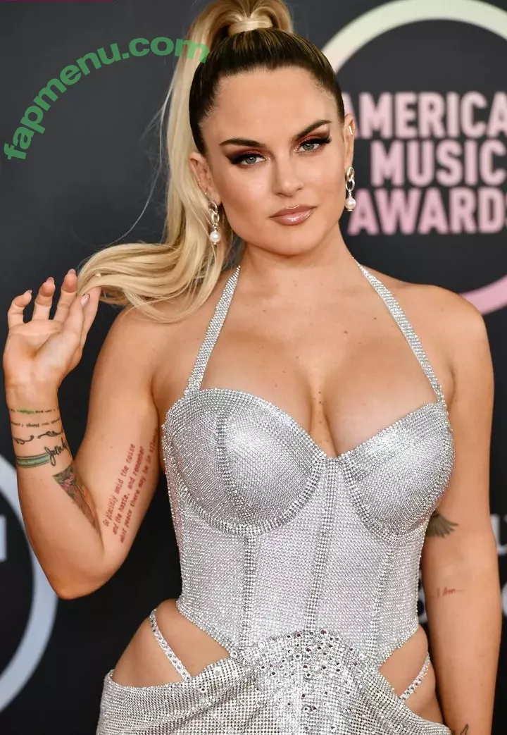 Jojo Levesque nude photo #0054 (iamjojo)