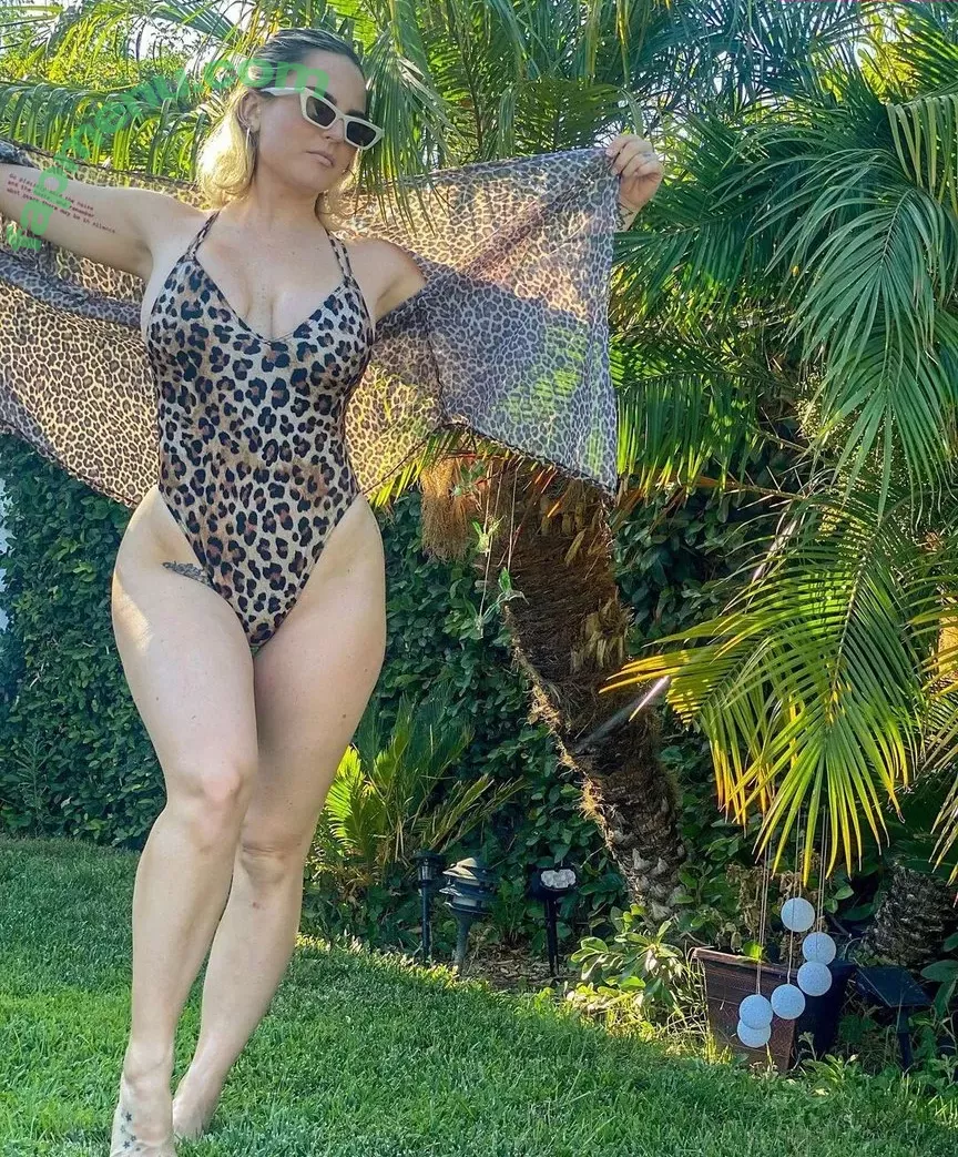 Jojo Levesque nude photo #0082 (iamjojo)
