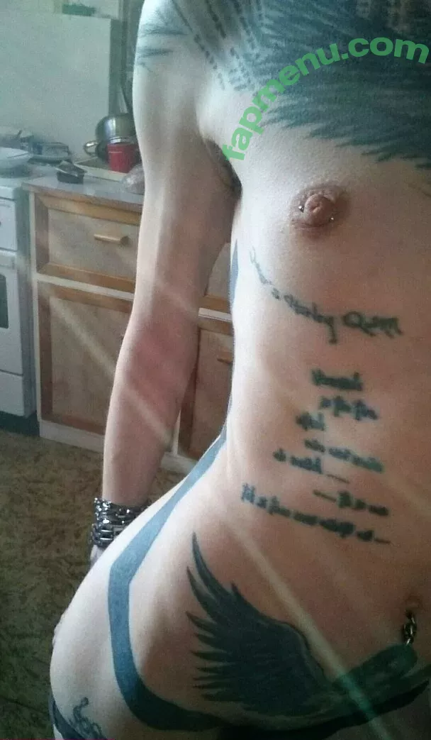 jokers-free nude photo #0053 (thejokers.ff)