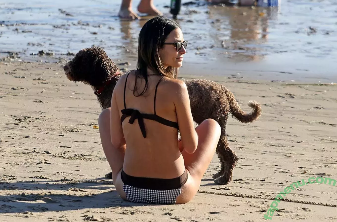 Jordana Brewster nude photo #0056 (JordanaBrewster)