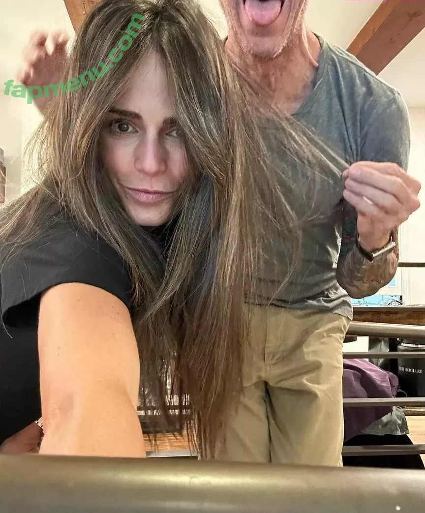 Jordana Brewster nude photo #0063 (JordanaBrewster)