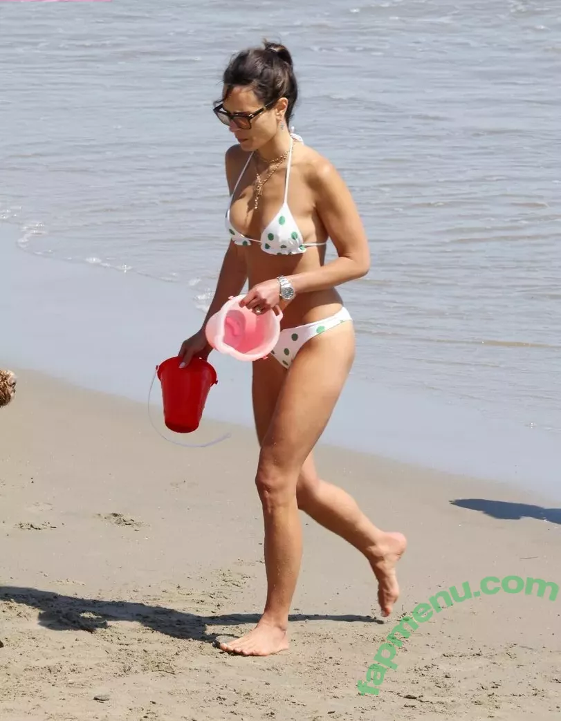 Jordana Brewster nude photo #0128 (JordanaBrewster)