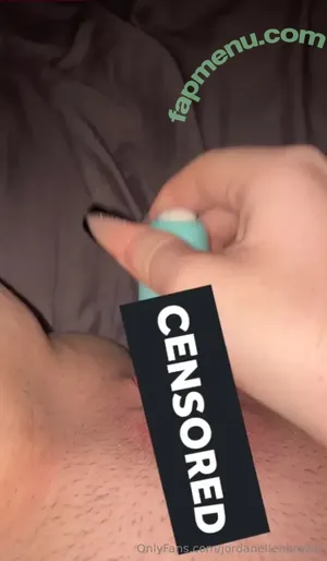  nude photo #0002