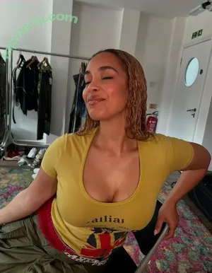 Jorja Smith / itstaaayy / jorjasmith_ nude photo #0138