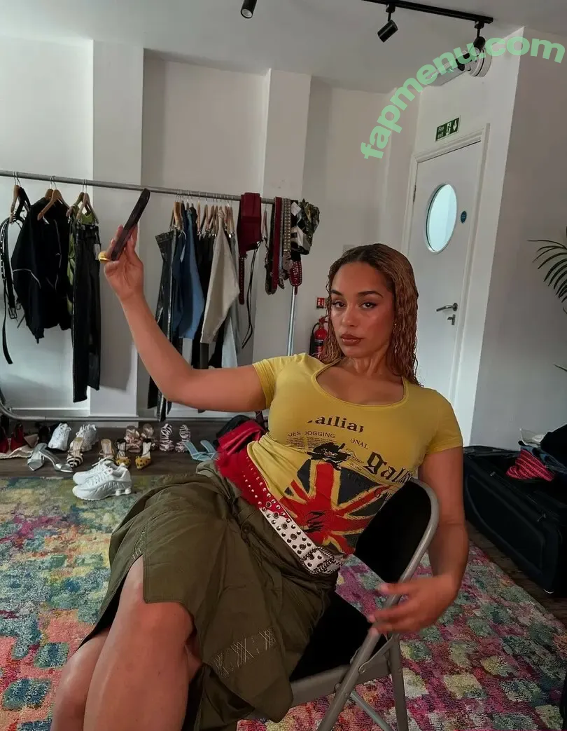 Jorja Smith nude photo #0139 (itstaaayy / jorjasmith_)