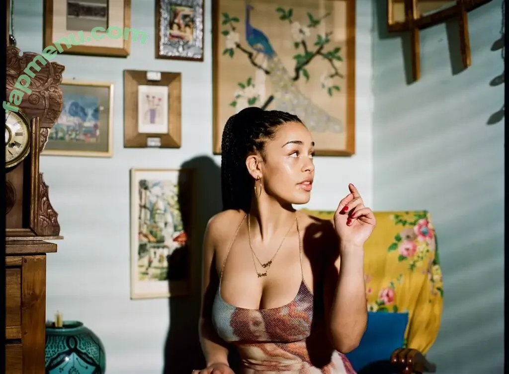 Jorja Smith nude photo #0153 (jorjasmith_)