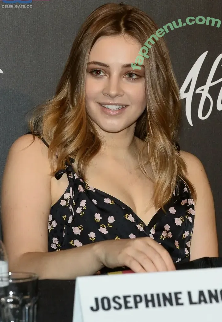 Josephine Langford nude photo #0006 (Josephine Langford)