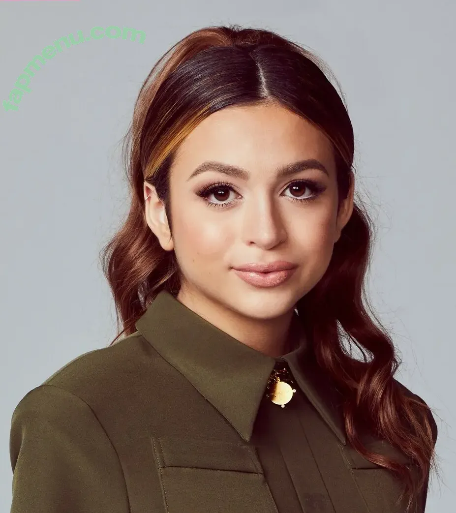Josie Totah nude photo #0066 (josietotah)