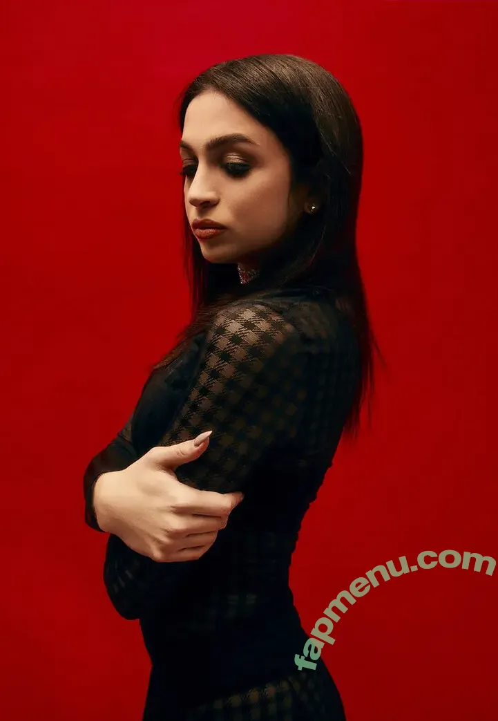 Josie Totah nude photo #0067 (josietotah)