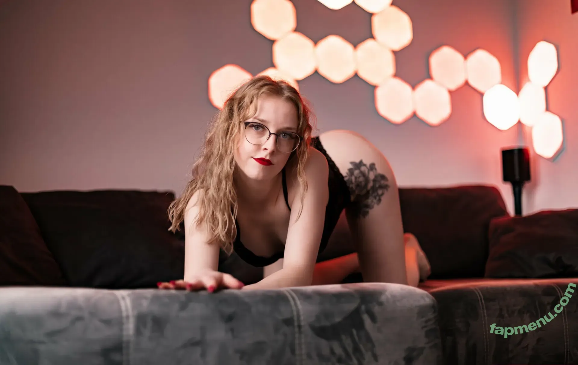 josyxloufree nude photo #0025 (josyxloufree)
