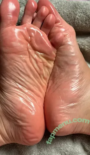 joyfullfeet / joy.fullfeet nude photo #0003