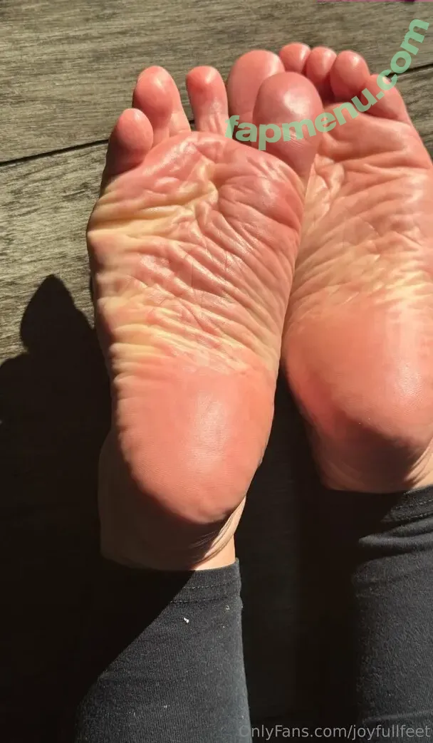 joyfullfeet nude photo #0046 (joy.fullfeet)