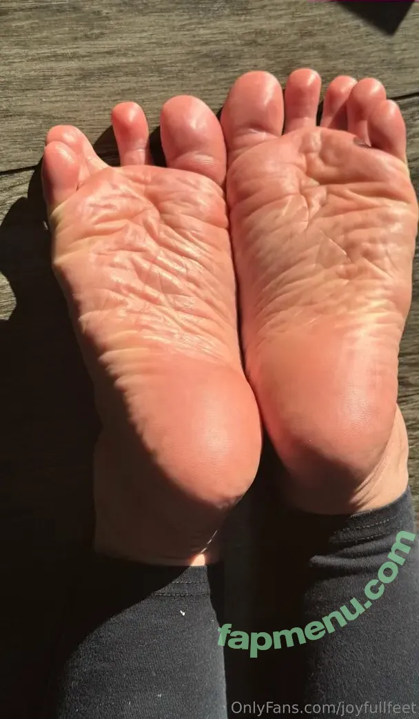 joyfullfeet nude photo #0050 (joy.fullfeet)
