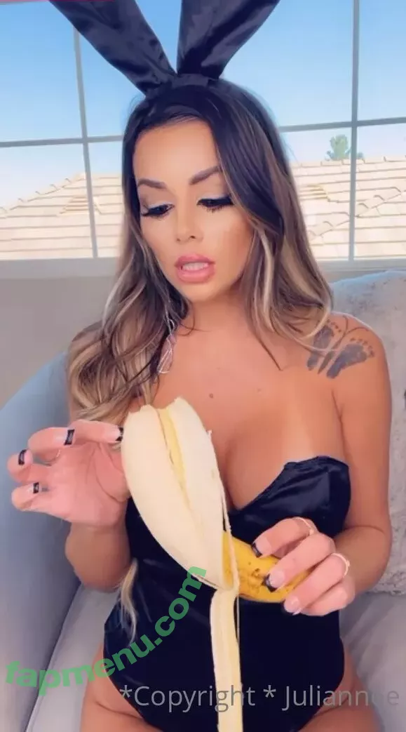 Juli.annee nude photo #0169 (juli_anneelk / juliannee)