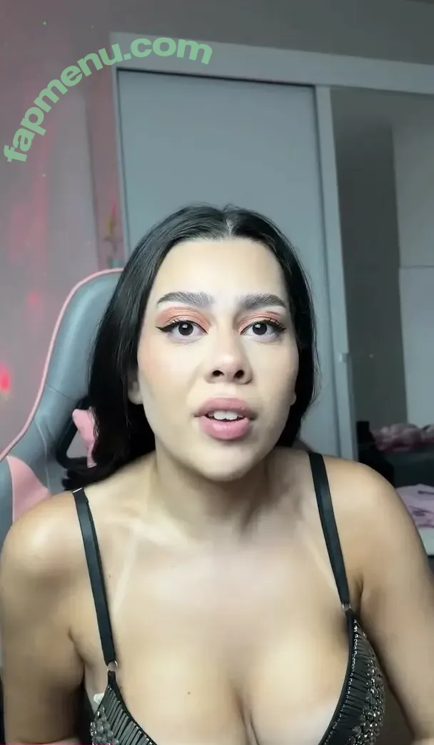 Julia Alvarenga nude photo #0086 (julinhafuracaoo / kjuliak)