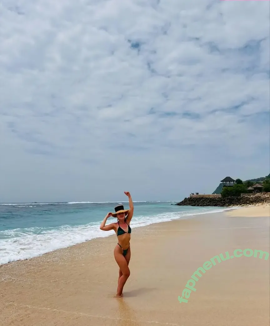 Julia Filament nude photo #0003 (juliafilament)