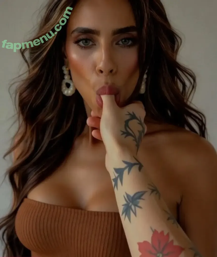Julia Gama nude photo #0003 (ju.gamma / juliawgama)