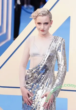 Julia Garner / juliagarnerofficial / ztyg_29 nude photo #0223