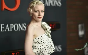 Julia Garner / juliagarnerofficial / ztyg_29 nude photo #0256