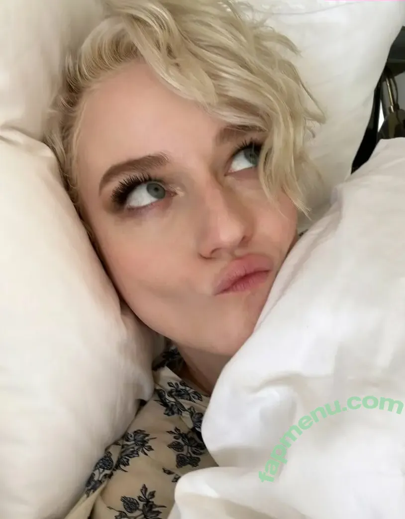 Julia Garner nude photo #0237 (juliagarnerofficial / ztyg_29)
