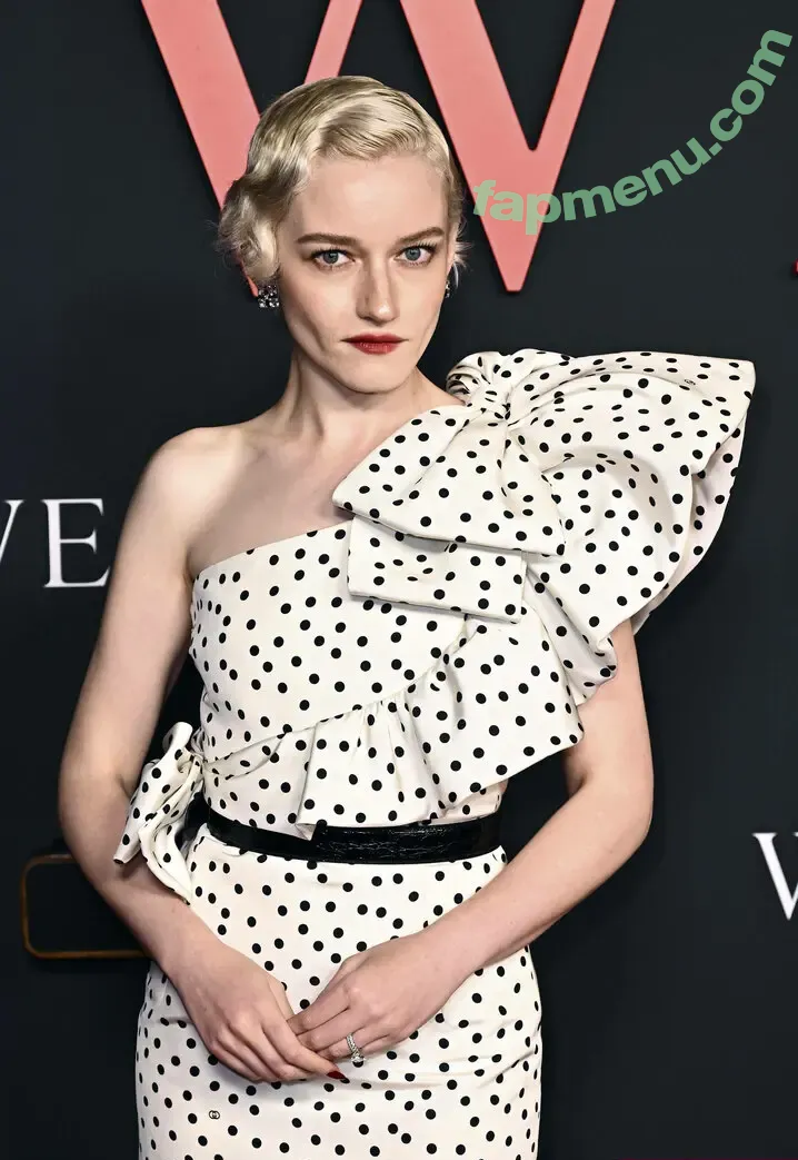 Julia Garner nude photo #0252 (juliagarnerofficial / ztyg_29)