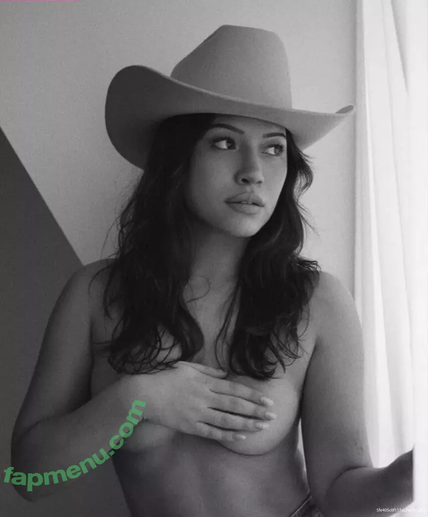 Julia Kelly nude photo #0491 (missjuliakelly / thesophiakelly)