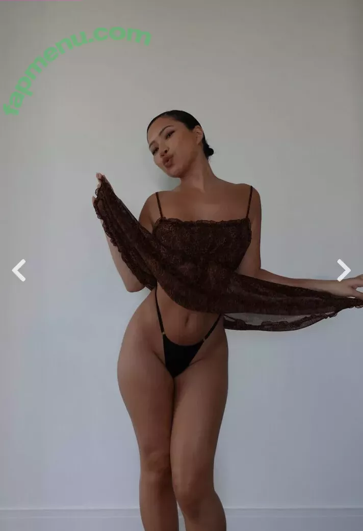 Julia Kelly nude photo #0496 (missjuliakelly / thesophiakelly)