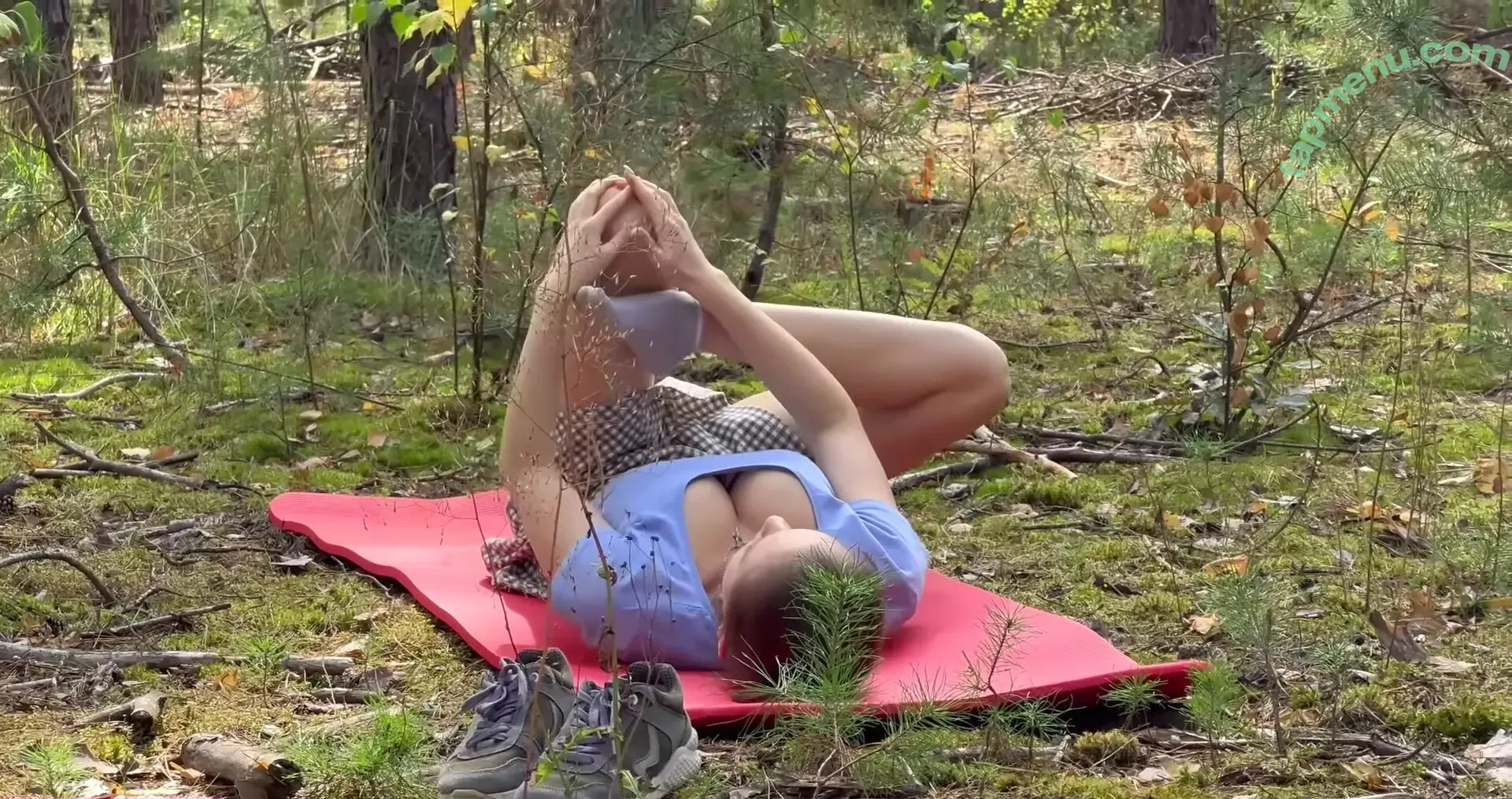 Julia's Adventures nude photo #0011 (julias_adventure_vlog)