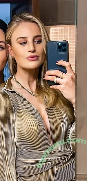  nude photo #0002