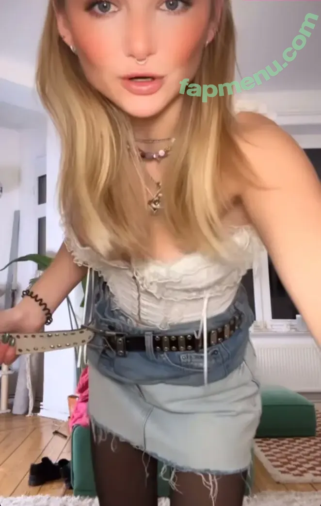 Julia Wulf nude photo #0483 (Juleslw)