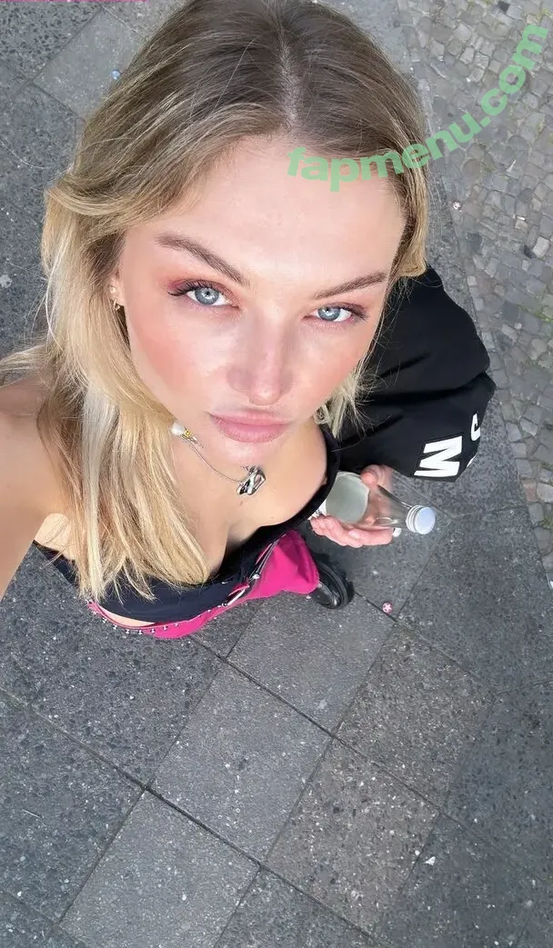 Julia Wulf nude photo #0652 (Juleslw)