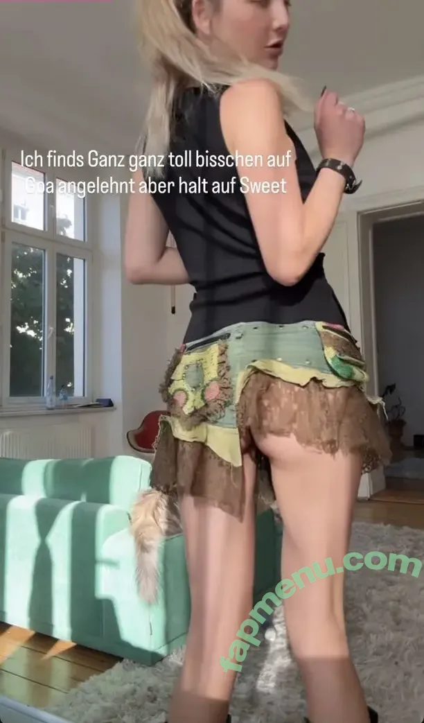 Julia Wulf nude photo #1197 (Juleslw)