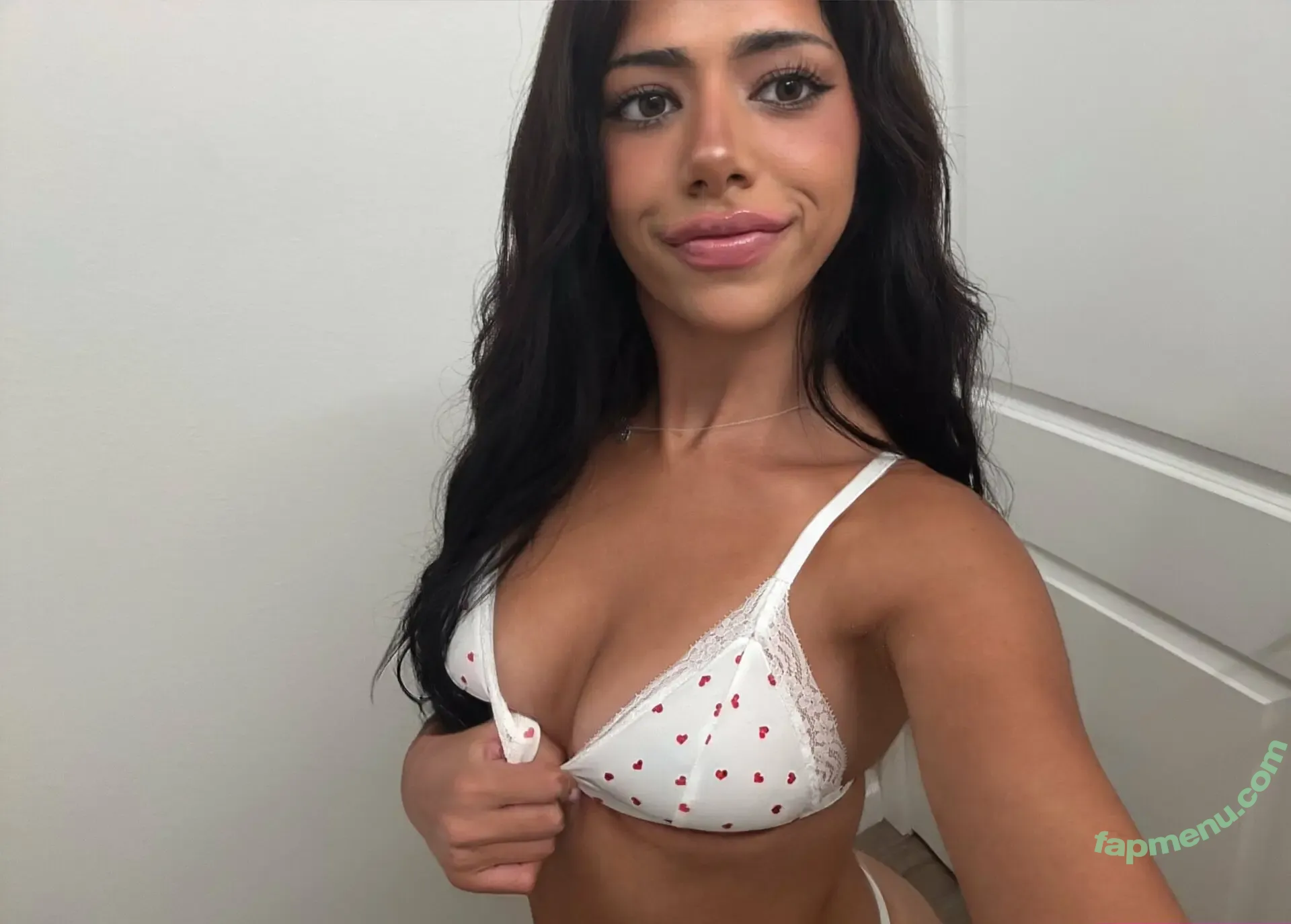 juliaabrooks nude photo #0010 (juliabrooksss)