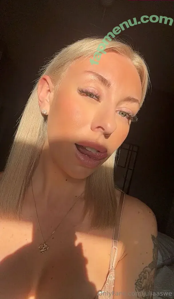 juliaaswe nude photo #0037 (juliaaswe)