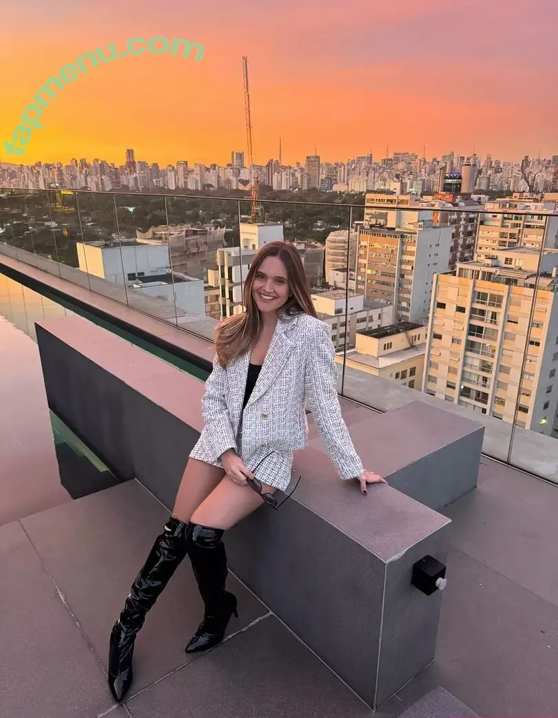 Juliana Paiva nude photo #0037 (juulianapaiva / paivaqueenfeet)
