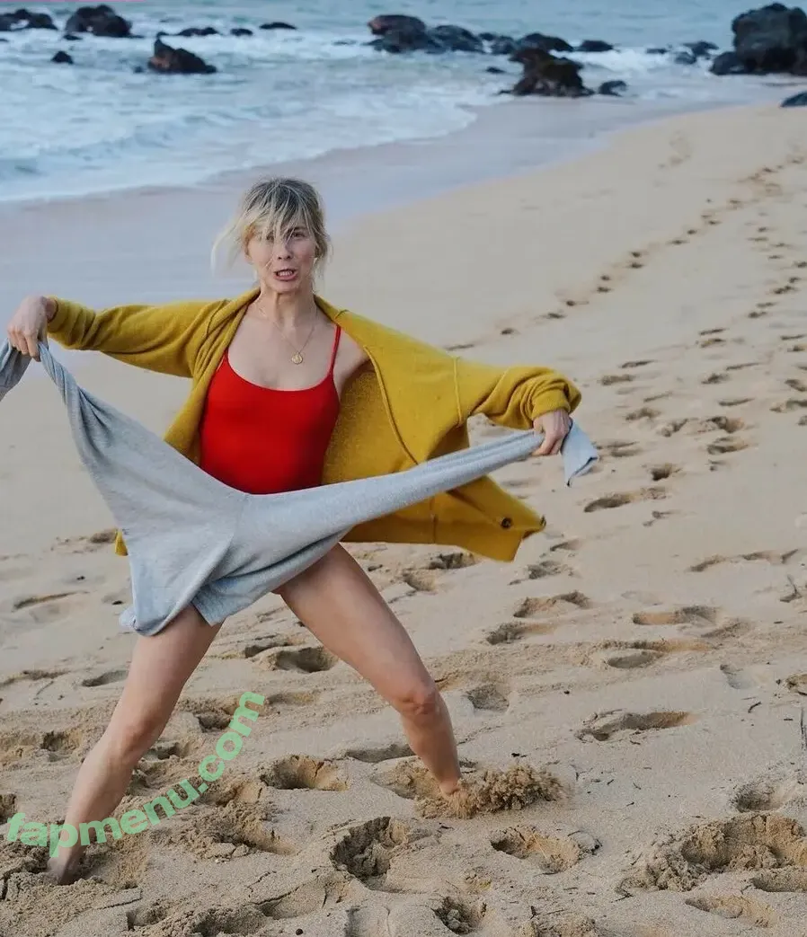 Julianne Hough nude photo #1505 (juleshough)