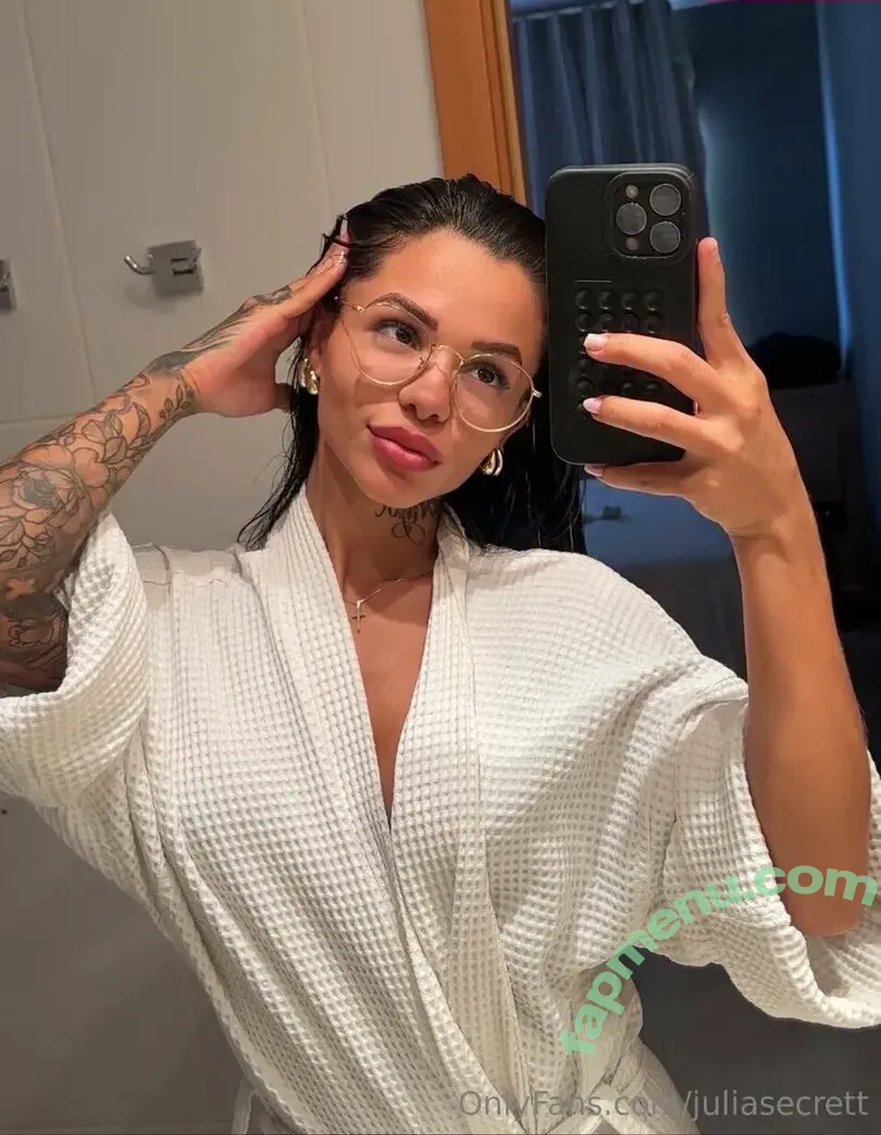 juliasecrett nude photo #0001 (the_julia_secret_)