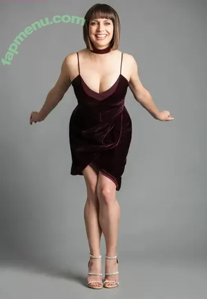 Julie Ann Emery / julieannemery nude photo #0018