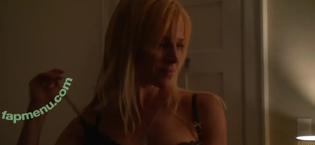 Julie Benz nude photo #0054 (juliebenzmft)