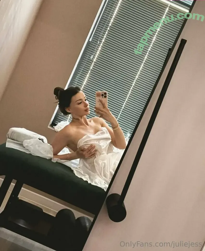 juliejess nude photo #0014 (juliejessofficial)