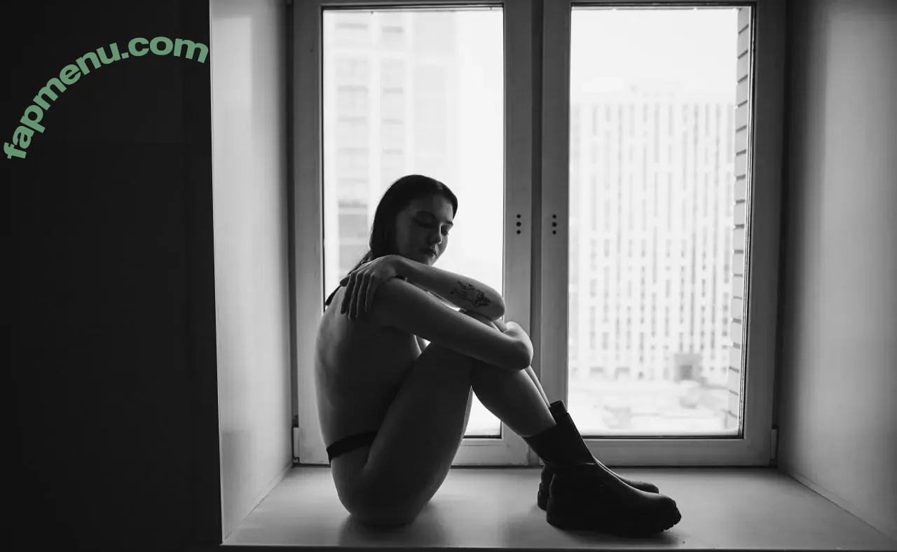 julsfuckwilton nude photo #0124 (Juls / julfuckwilton / julwilton)