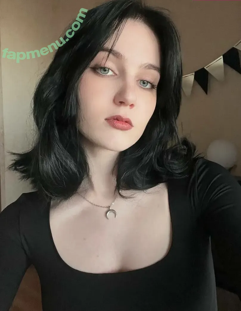 julsfuckwilton nude photo #0134 (Juls / julfuckwilton / julwilton)