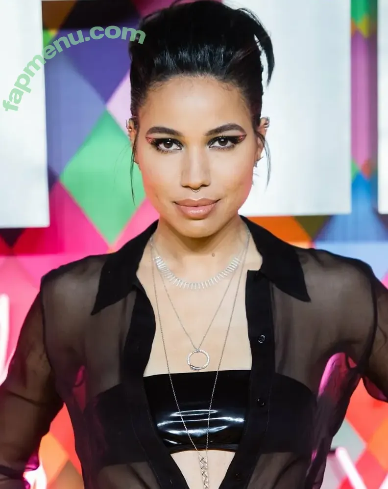 Jurnee Smollett-Bell nude photo #0028 (jurneesmollett)