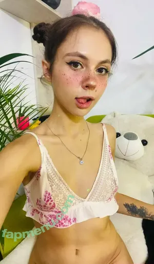  nude photo #0022