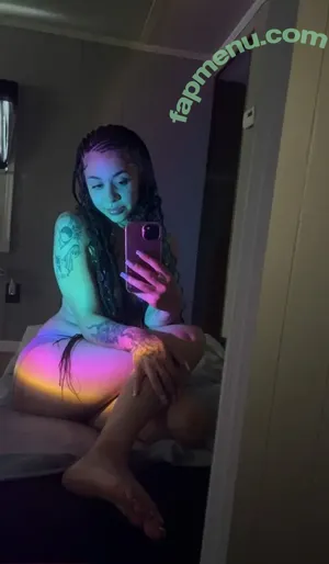  nude photo #0004
