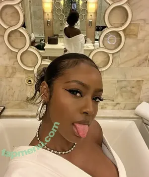 Justine Skye / justineskye / justineskyee nude photo #0187