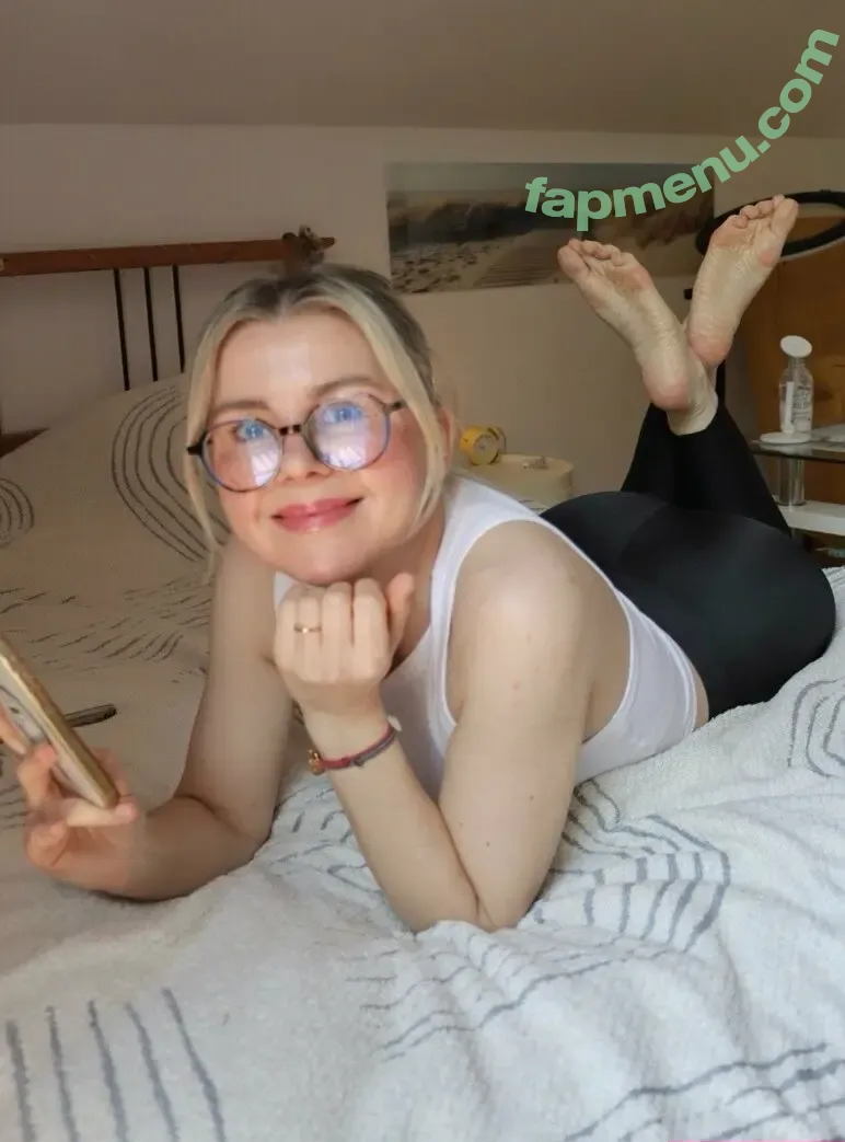 justmariisfeetofficial nude photo #0082 (Mariis / justmariisfeet)