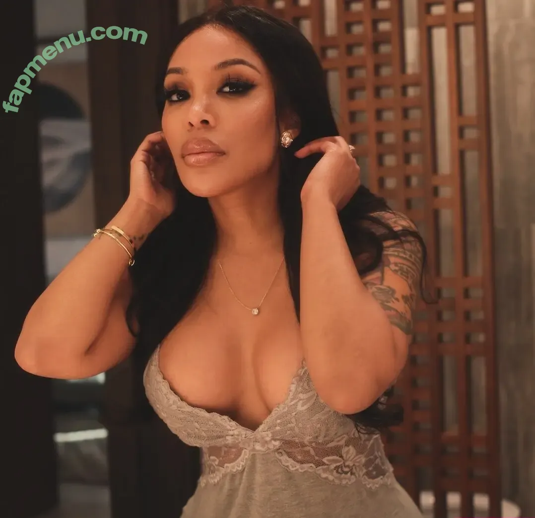 K Michelle nude photo #0130 (kmichelle / kmichellefun / kmichellemusic)