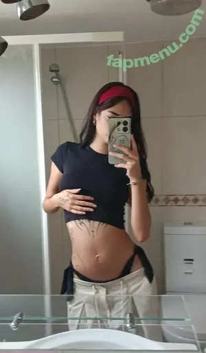 k1nkyvamp / ickyvamp nude photo #0004